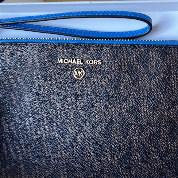 Mk wristlet - Picture 4 of 9